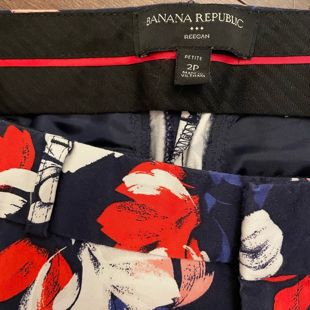 Banana Republic Reegan Fit Trousers - Picture 2 of 6